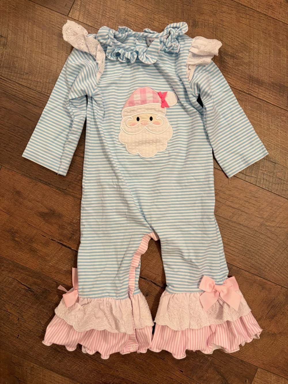 Santa appliqué ruffle romper